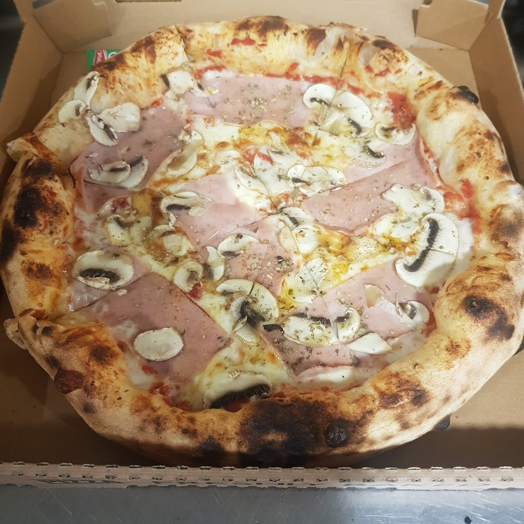CAPRI PIZZA 3
